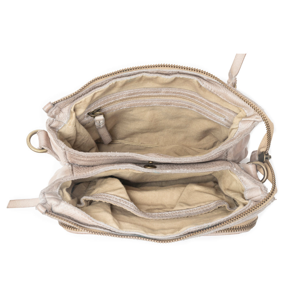 Mossveil Leather Bag in Beige