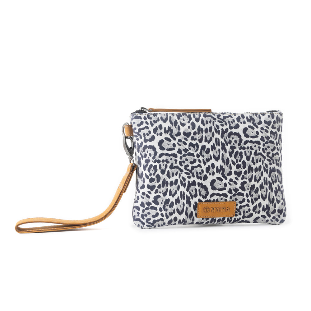 Sable Trail Pouch Bag in Dusty Ivory