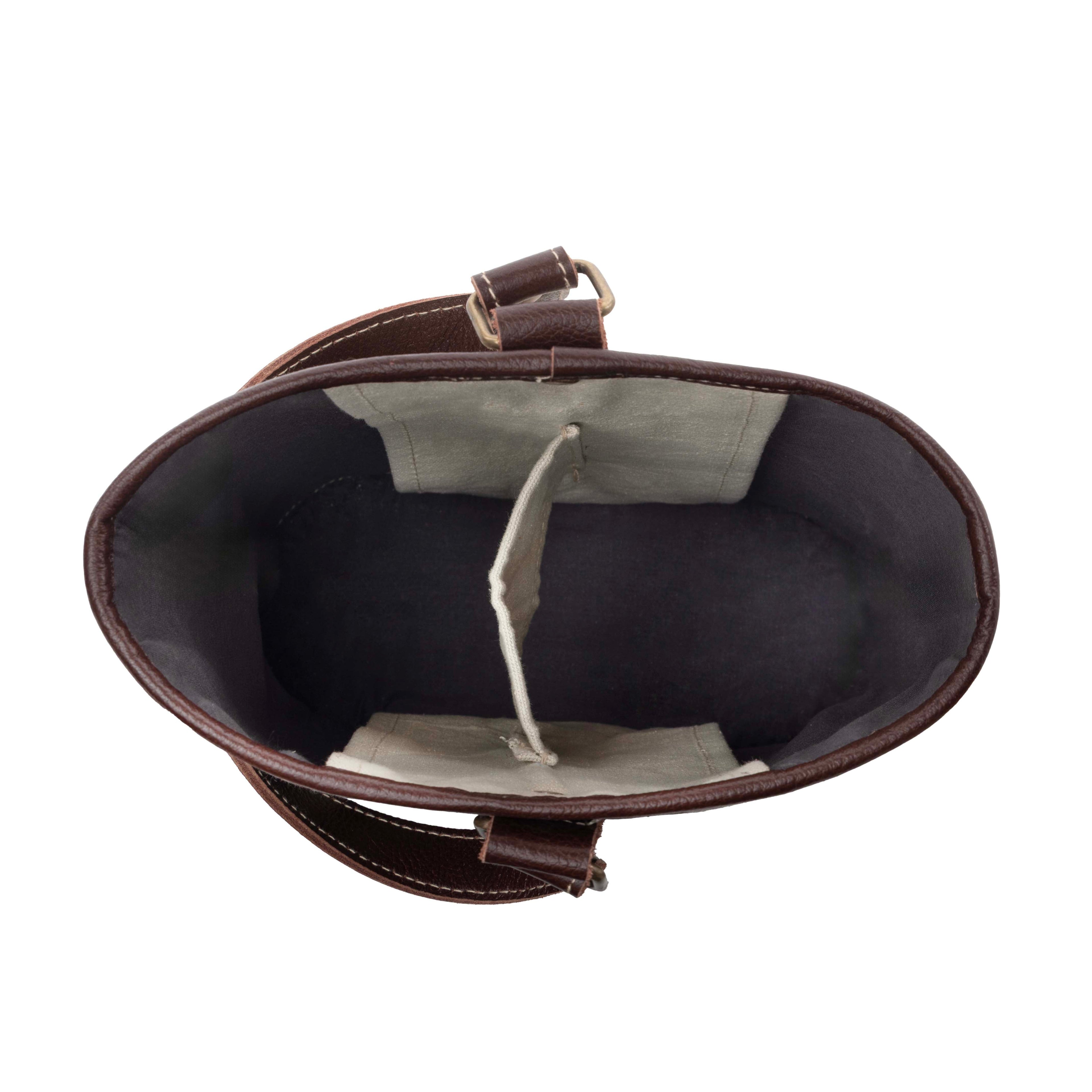 Myra Textura Cotton & Leather Wine Holder in Mocha Cream