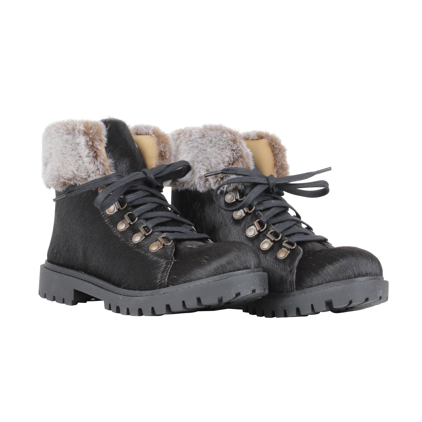 Turbulent Boots