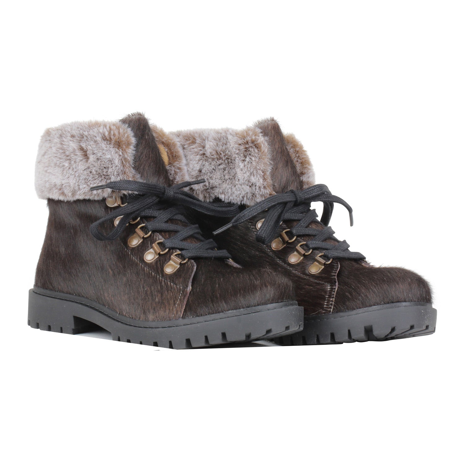Turbulent Boots