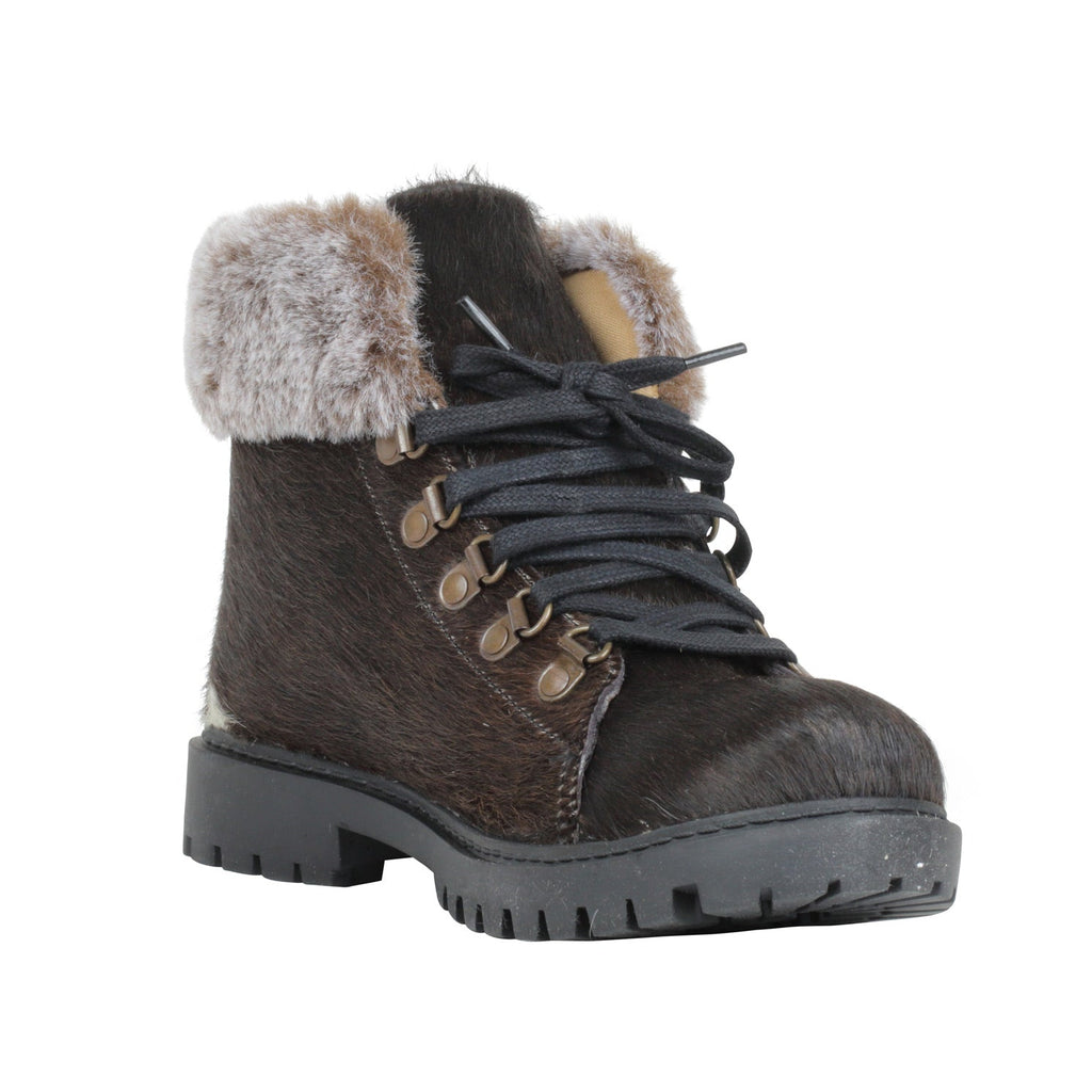 Turbulent Boots
