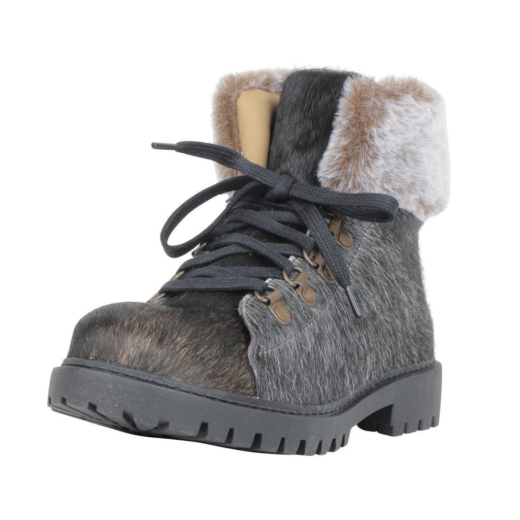 Turbulent Boots