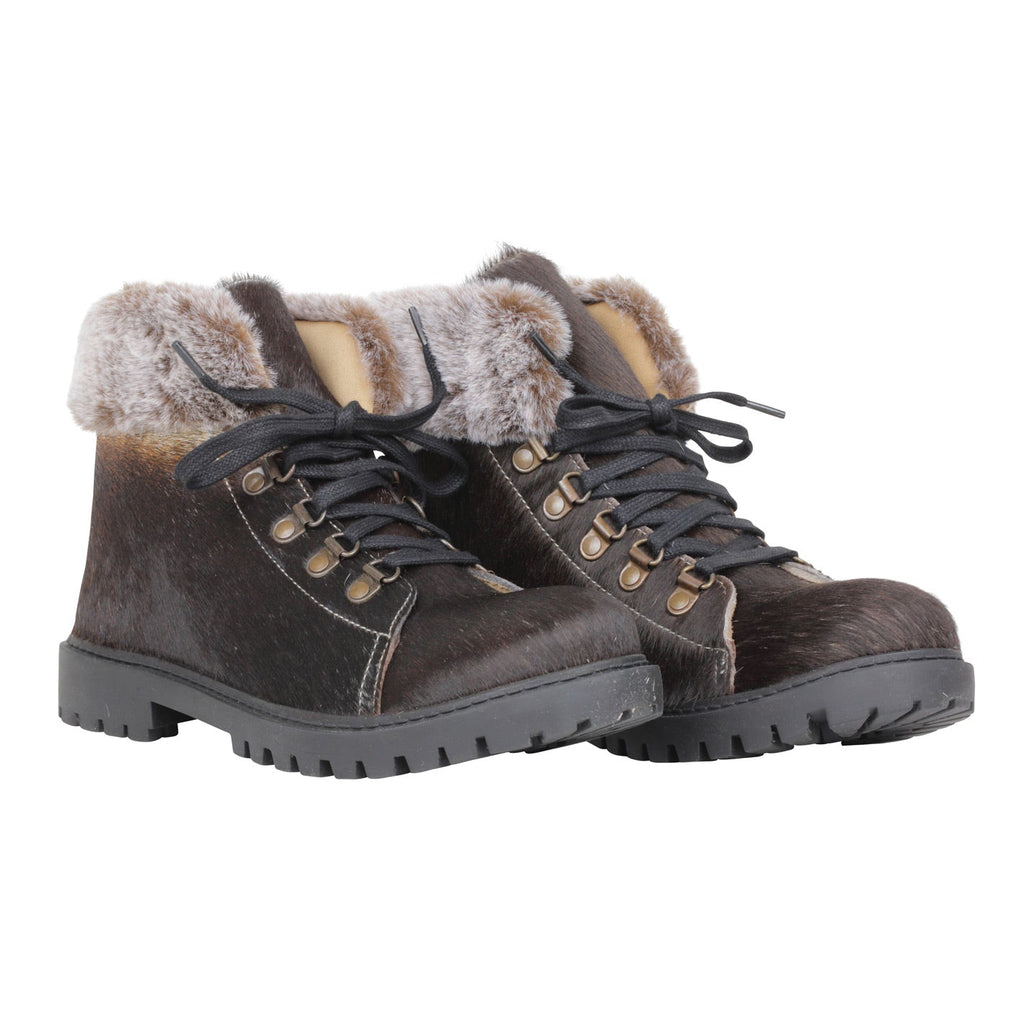 Turbulent Boots