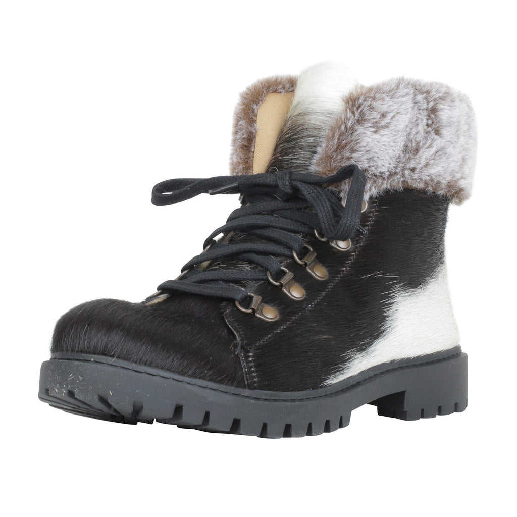 Turbulent Boots