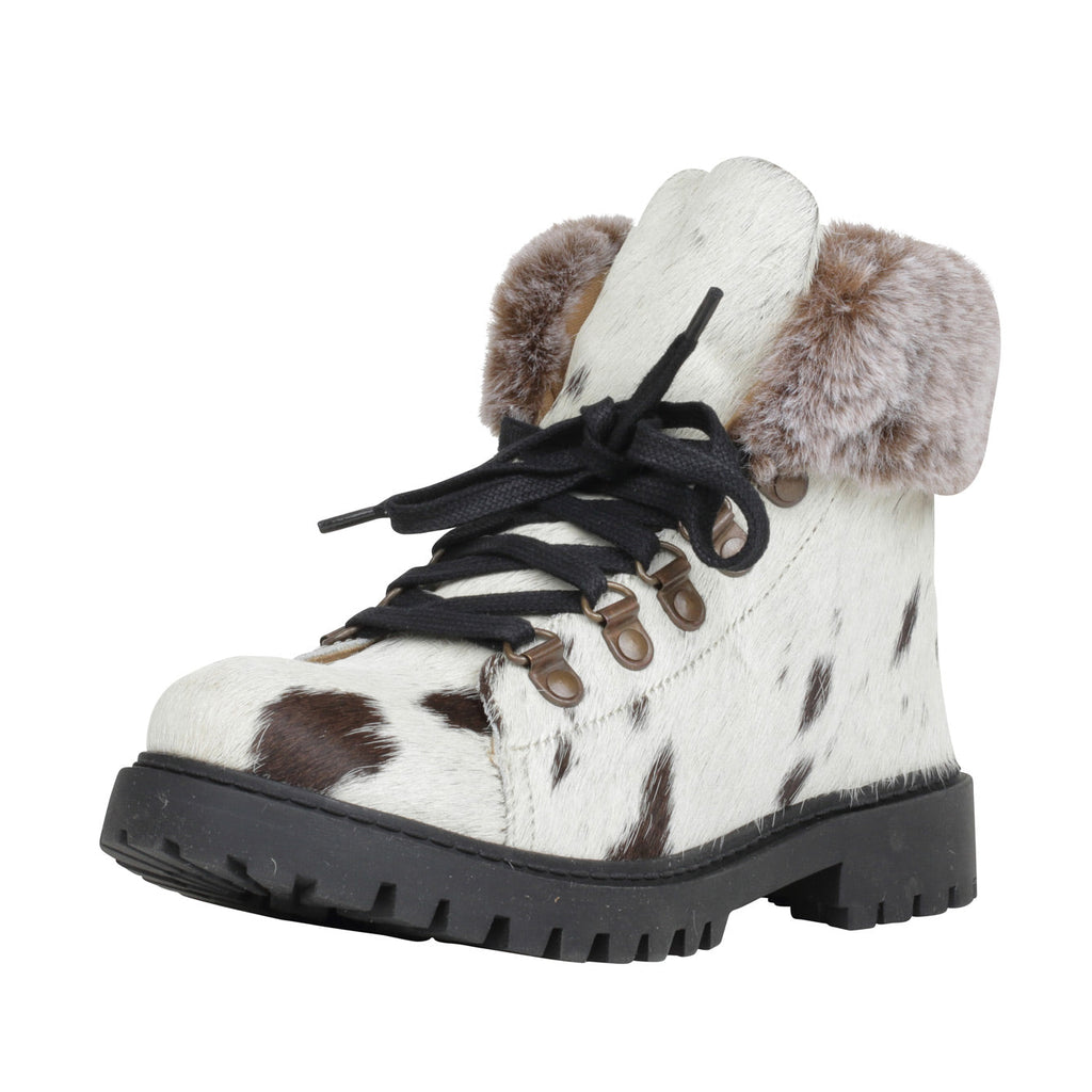 Turbulent Boots
