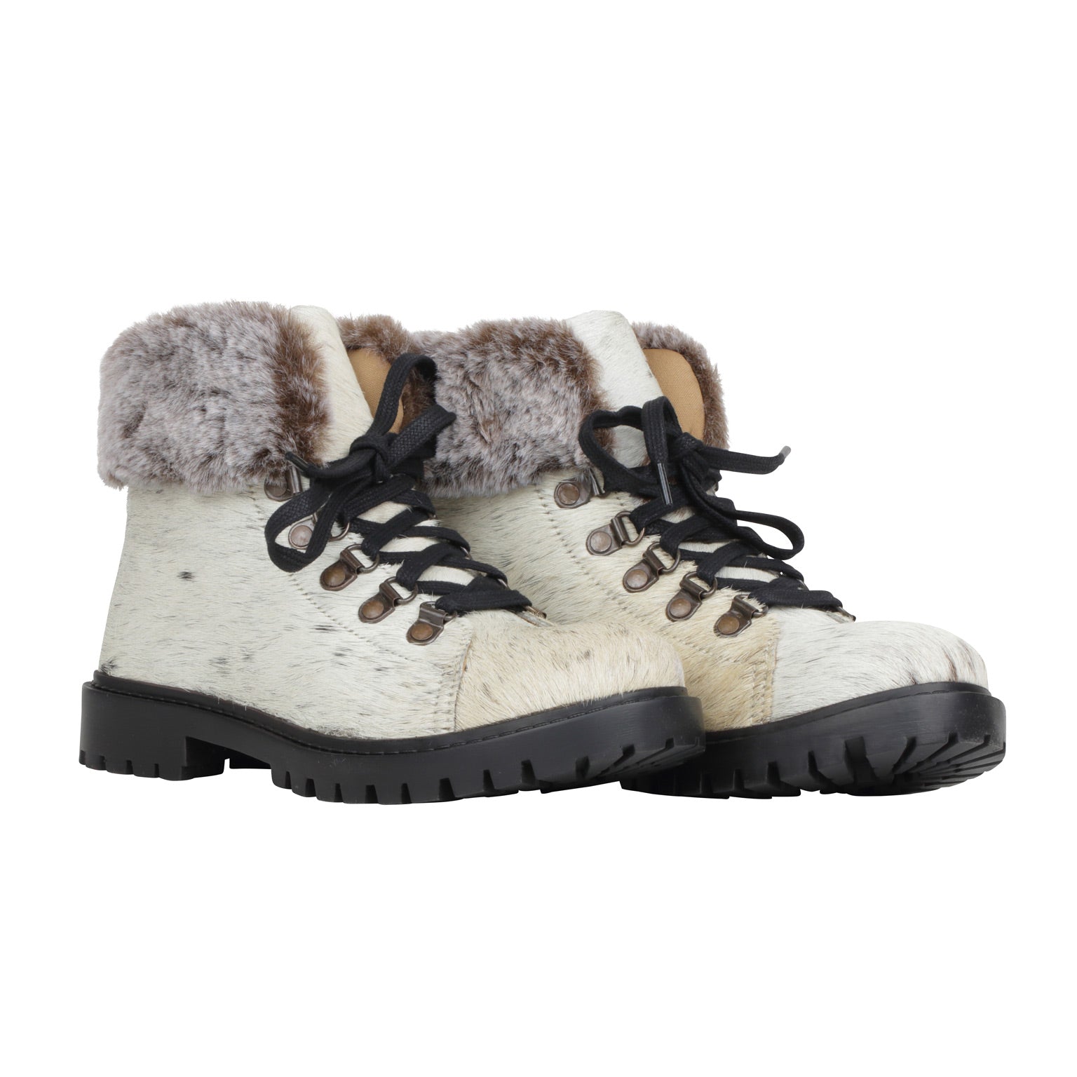 Turbulent Boots